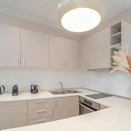 Celine Apartament *